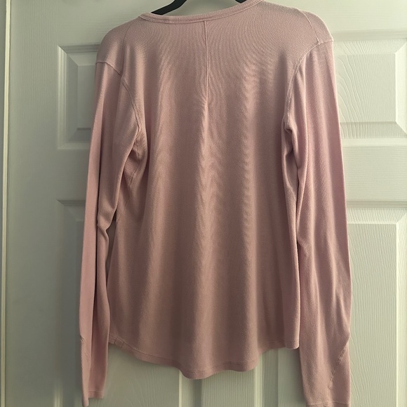 LuluLemon Hold Tight Long-Sleeve Shirt Pink Peony Size 12 - Picture 2 of 3